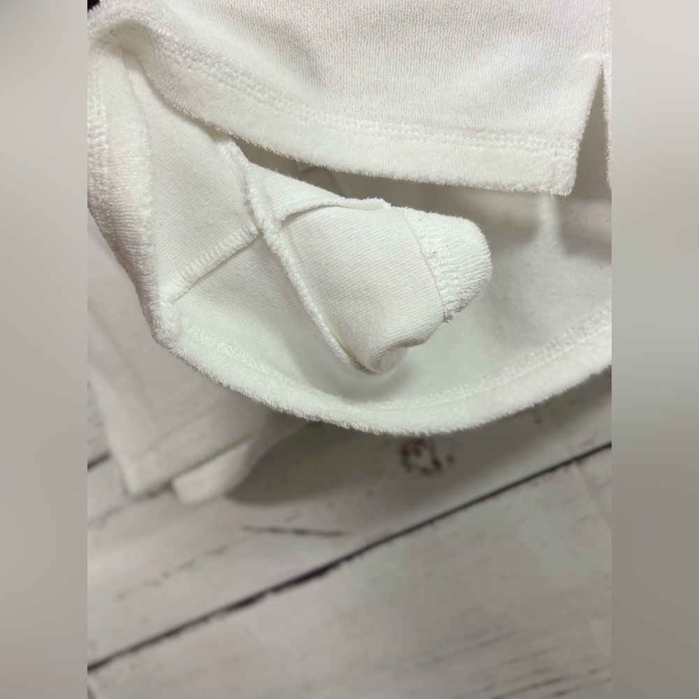 VTG Juicy Couture Juicy Peach White Terrycloth Short in Size Medium EUC - Picture 8 of 11